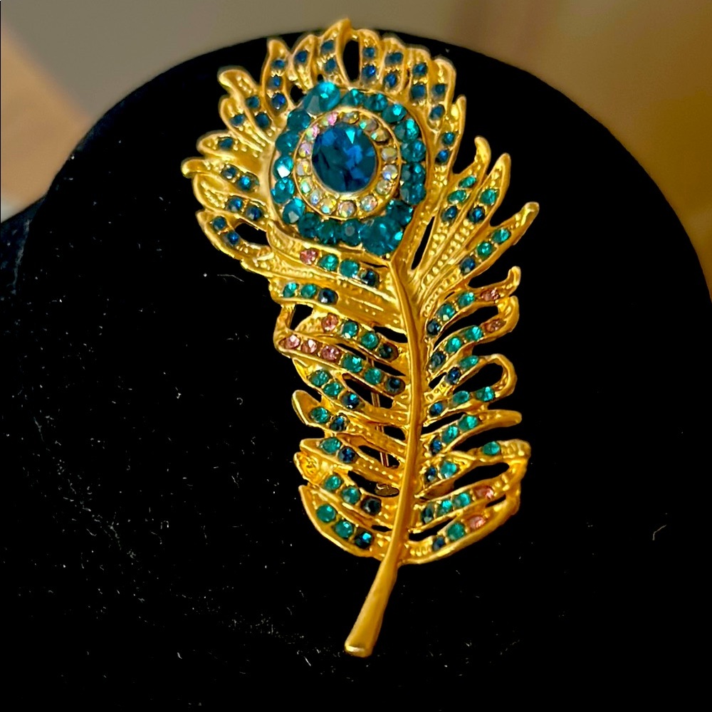 Peacock Feather Brooch Pin